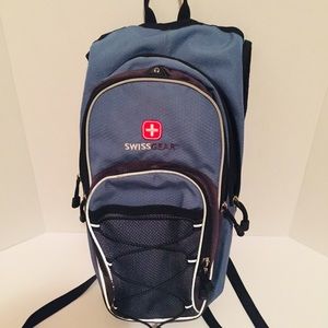 swiss gear hydration backpack
